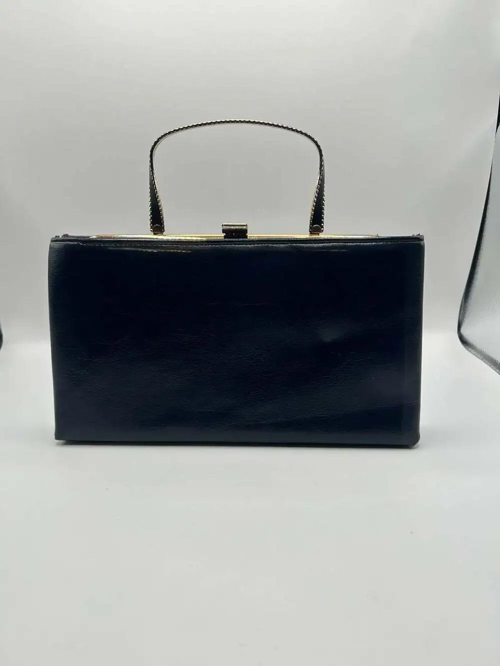 Vintage Andé Black Frame Handbag with Gold Tone Hardware - Picture 4 of 9